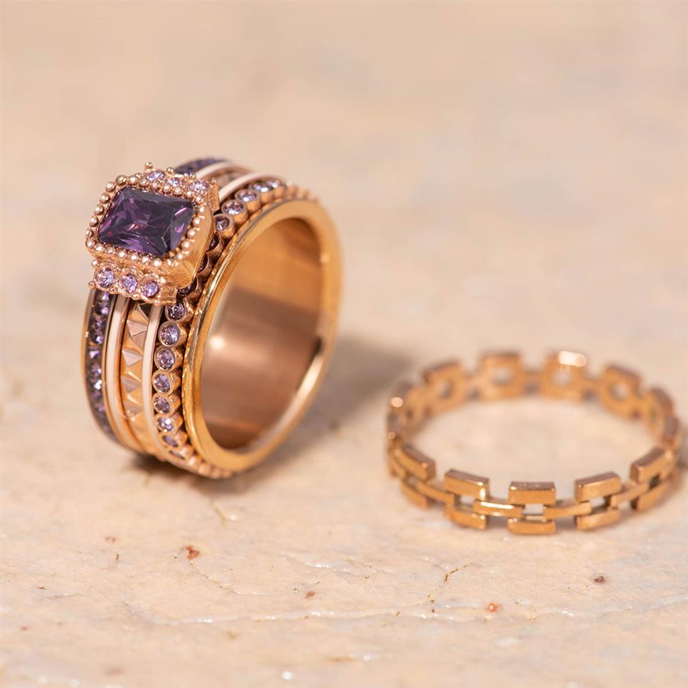 iXXXi Vulring Small Circle Stone Tanzanite