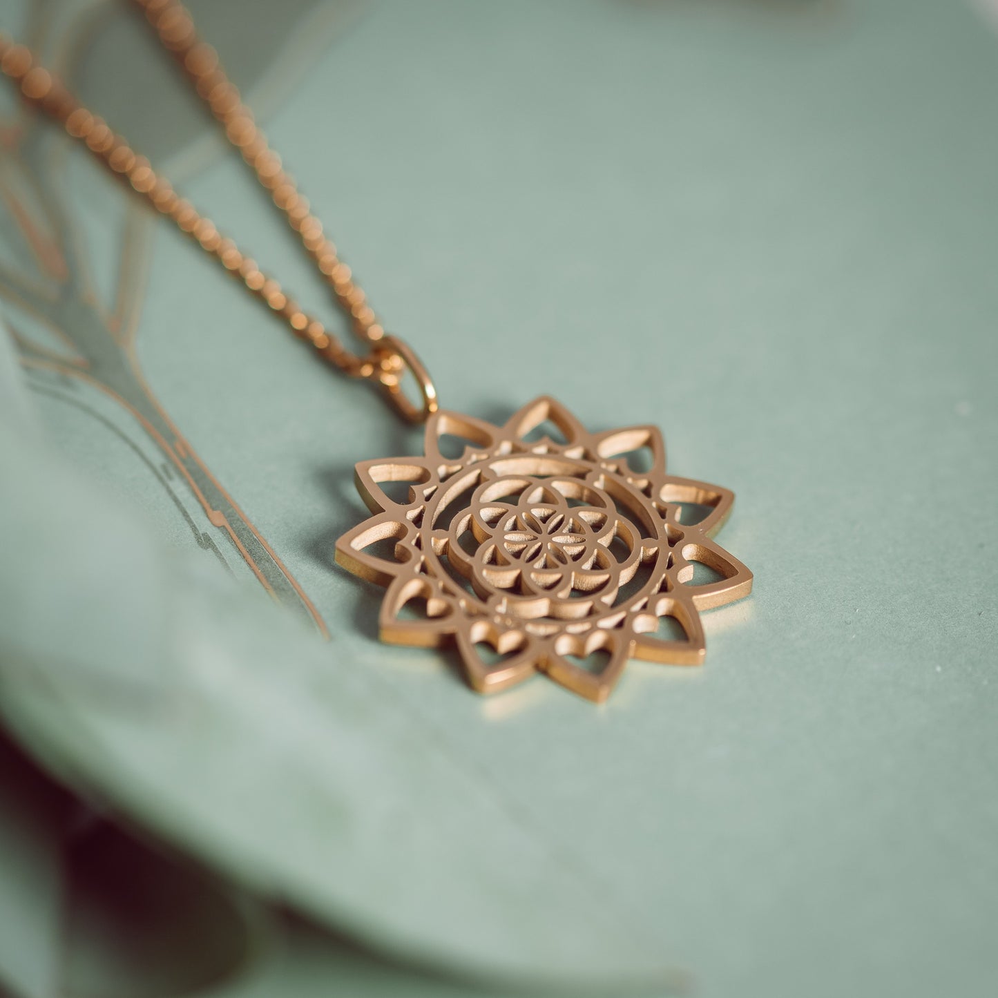 iXXXi Jewerly Pendant Mandala