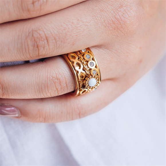 iXXXi Jewelry Vulring Inspired White 2mm