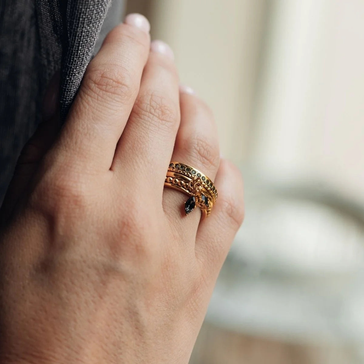 iXXXi Jewelry Vulring Noire